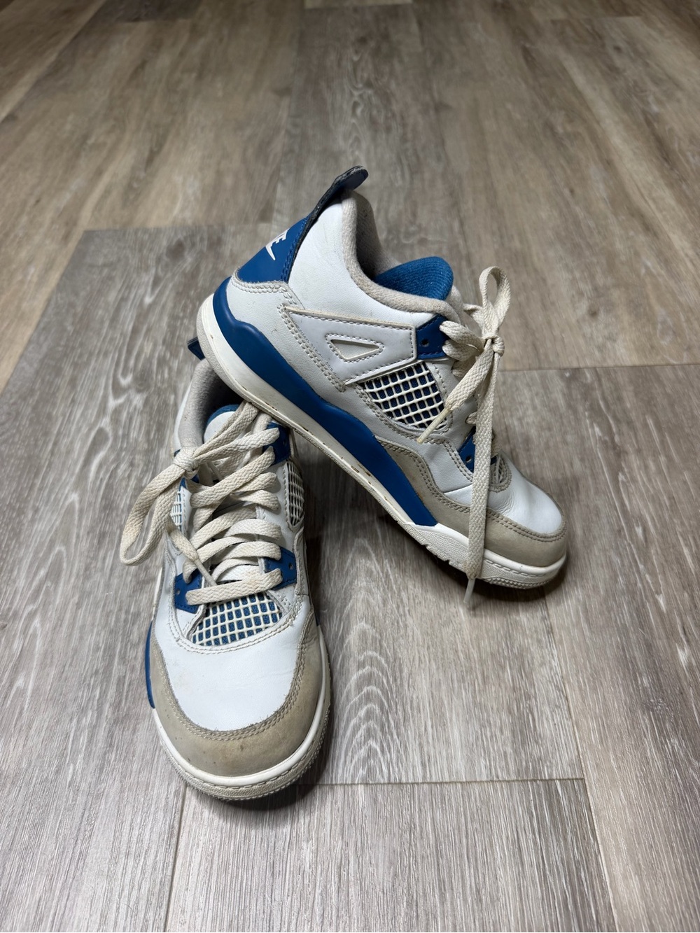 Nike Kids White and Blue Lace-Up Sneakers